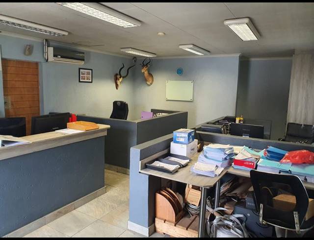 INDUSTRIAL FOR SALE IN DAGGAFONTEIN
